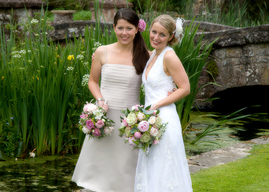 Wedding couple at Bickleigh Castle, Devon